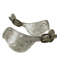 Cowhide hair on spur straps silver and white