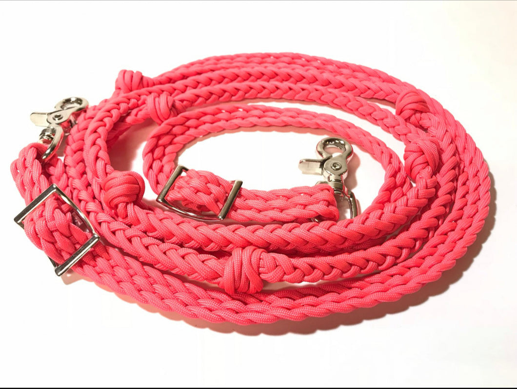 Salmon pink barrel reins