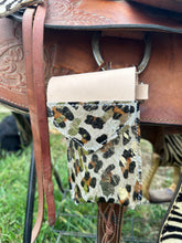 Phone pouch cheetah